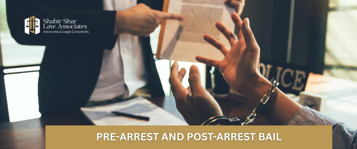 Lawyer explaining pre-arrest and post-arrest bail process in Pakistan court